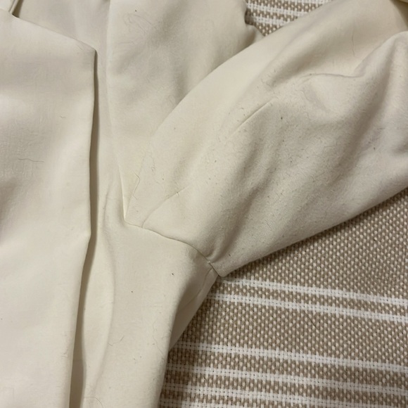 White (cream) blazer - Picture 7 of 11